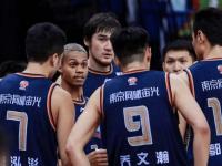 Kaiyun-阿贾克斯训练开放日；清晨刷新队史纪录引欢呼；CBA季后赛在即；轮换策略成焦点(阿贾克斯华裔球员天乐)