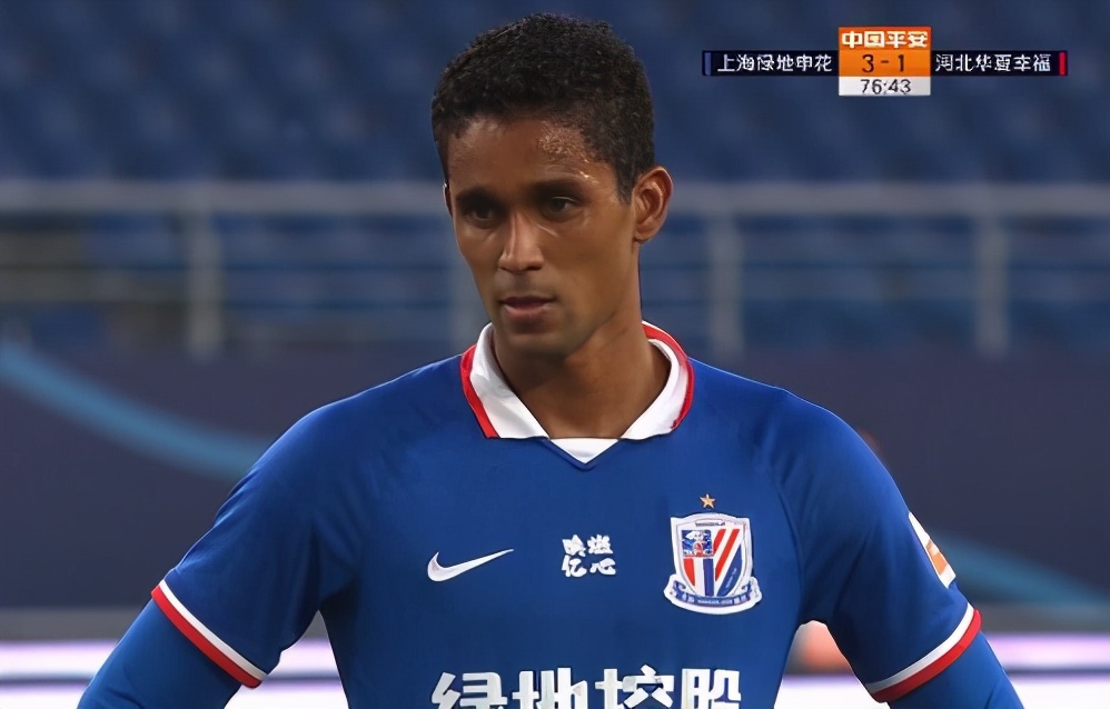 包含加时末段中超传出新动向;尼斯强势反弹;管理层表态:质疑声仍在;年轻球员得到机会的词条 包含加时末段中超传出新动向;尼斯强势反弹;管理层表态:质疑声仍在;年轻球员得到机会的词条